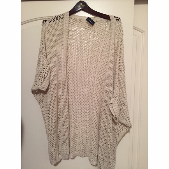 RESERVED Brandy  Melville Finn cardigan