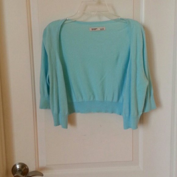 Short sweater