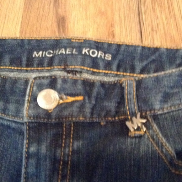 ✨💫 Michael Kors Jeans Outfit ✨💫 - Picture 4 of 4
