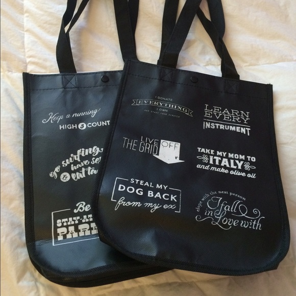 1 Lululemon Workout/Lunch Bag