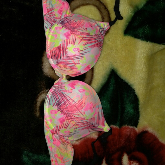 Bra - Picture 1 of 1