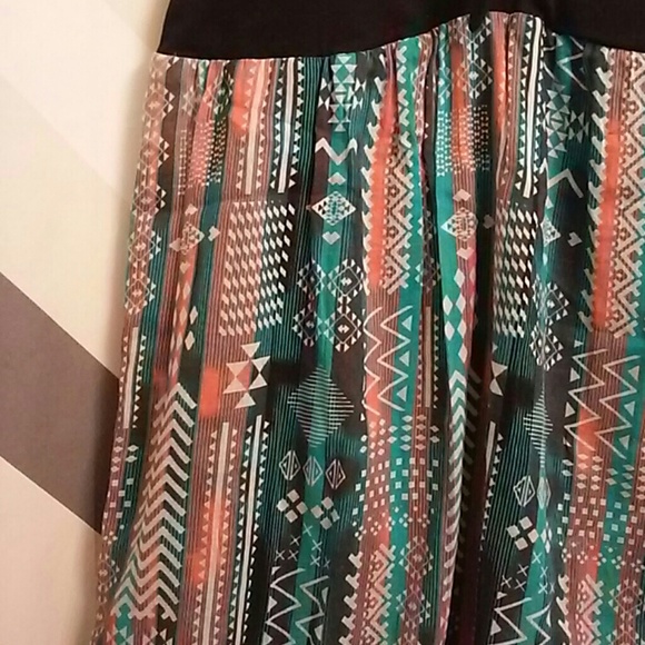 Aztec dress - Picture 2 of 3