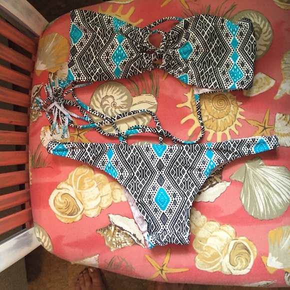 SOLD  💜Acacia swim suit two piece.