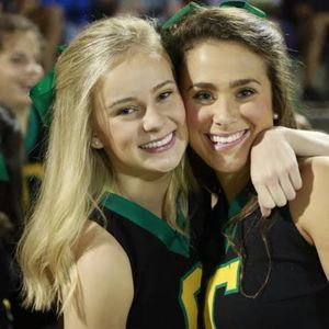 Meet your Posher, Summer