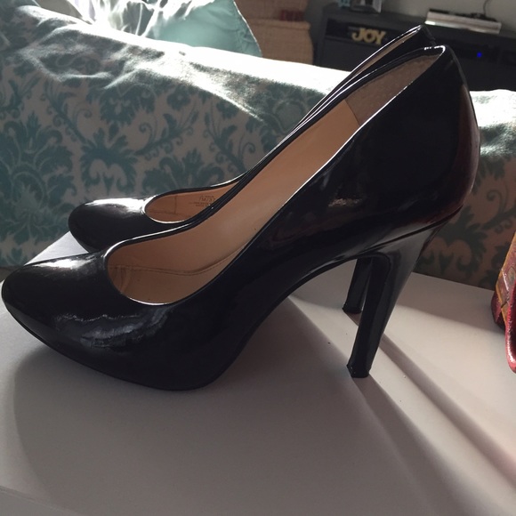 Jessica Simpson pumps