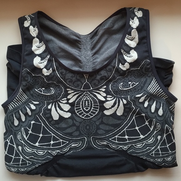 Athleta yoga top
