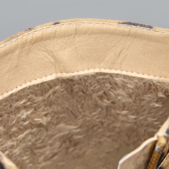 Kids rhinestone buckle zipper wedge leopard boots - Picture 3 of 3