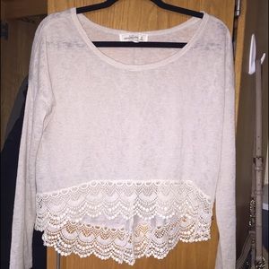 BUNDLE 2 Abercromie & Fitch cropped sweaters sz M