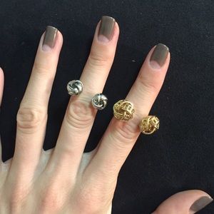 Pair of rings