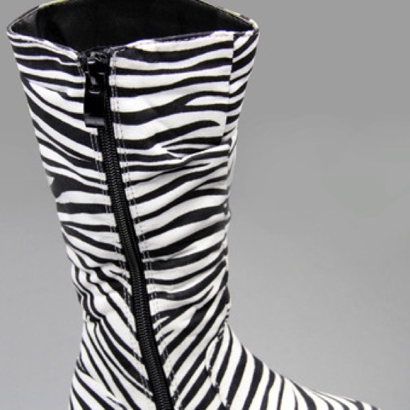 Toddler classic slouch suede flat boots - Picture 3 of 4