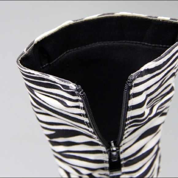 Toddler classic slouch suede flat boots - Picture 4 of 4