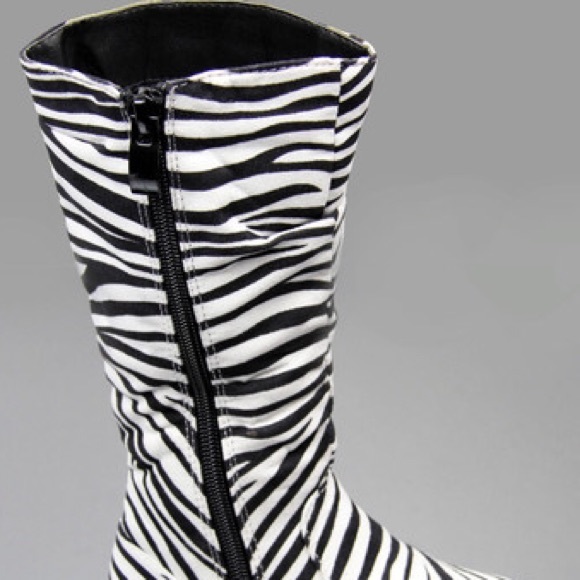 Toddler classic slouch suede flat boots - Picture 3 of 4