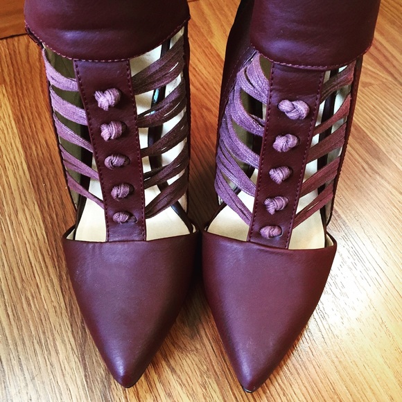 GX Gwen stefani burgundy heels