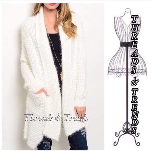 Threads & Trends Sweaters - Snow White Fireside Sweater