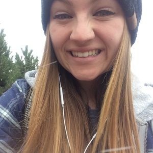 Meet your Posher, Megan