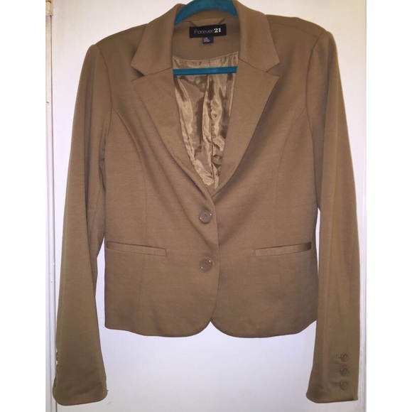 Beige blazer 🚫no trades🚫