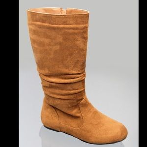 Kids classic slouch suede flat boots