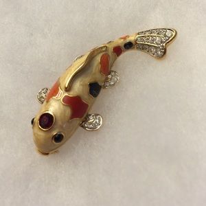 Fish Pin