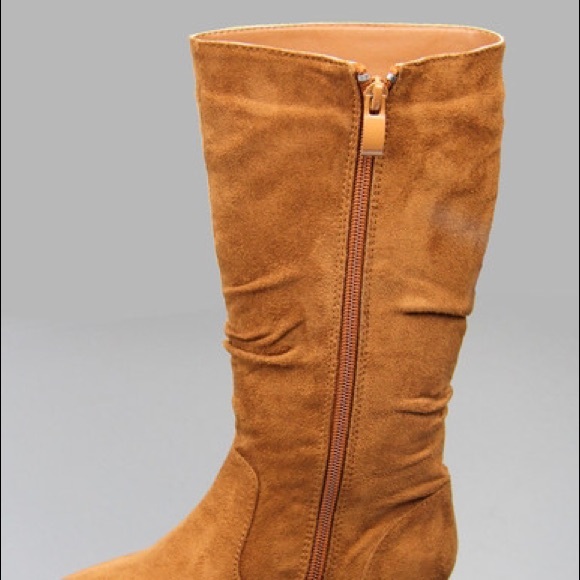Kids classic slouch suede flat girls boots - Picture 2 of 4