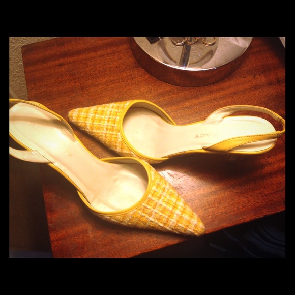 Yellow low heels