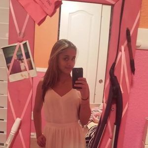 Meet your Posher, Lea