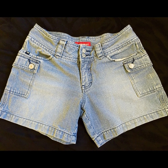 "Retro" - Blue/White Stripped Shorts
