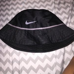Nike Bucket hat