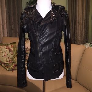 Leather vest/jacket