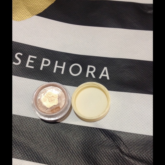 Brand new mineral eyeshadow excellent product - Picture 3 of 3