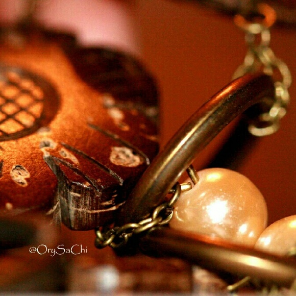 Rustic vintage necklace handmade pearls wood