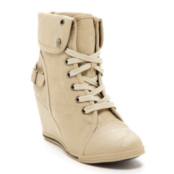 Bucco Aviva Wedge Ankle Booties