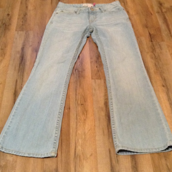 🌺 Aeropostale jeans outfit 3/4🌺 - Picture 3 of 4