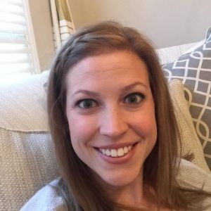 Meet your Posher, Carrie