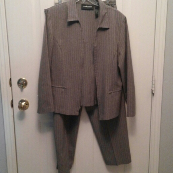 Sag Harbor Pant Suit