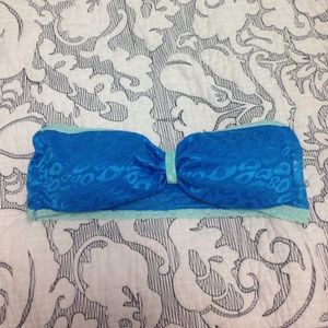 Blue Charlotte Russe bandou