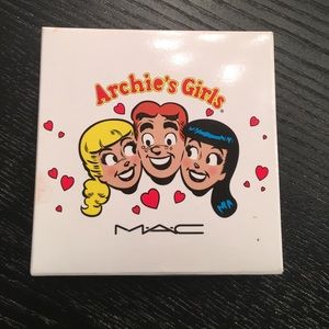 MAC Archie's Girls Veronica's Blush