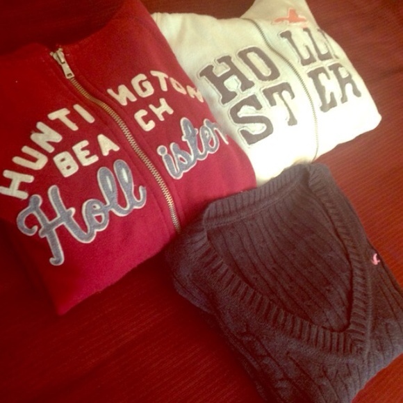 Hollister Bundle! 2 hoodies + 1 sweater!