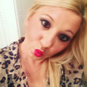 Meet your Posher, Kim