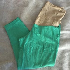 Maternity Turquoise leggings