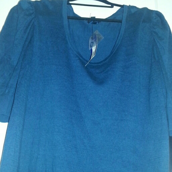 Top - Picture 4 of 4