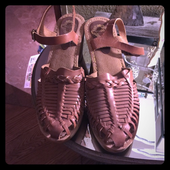 Urban Outfitters Huaraches platform sandals