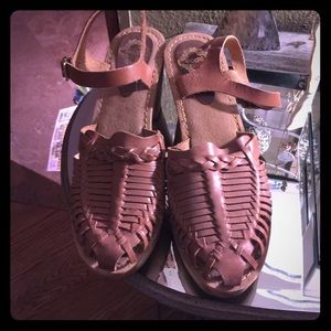 Urban Outfitters Huaraches platform sandals