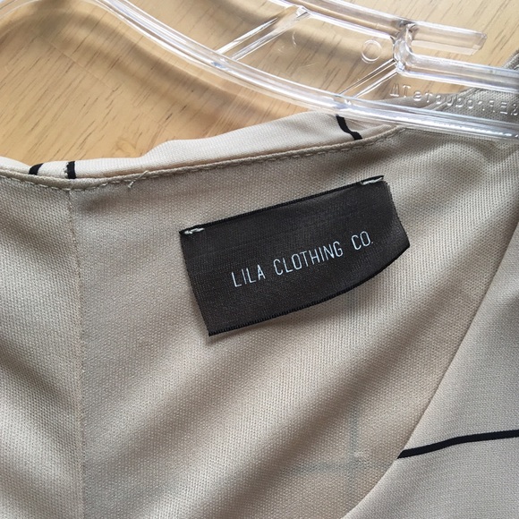 🌼Lila Clothing | Beige & Black shift dress - Picture 2 of 5