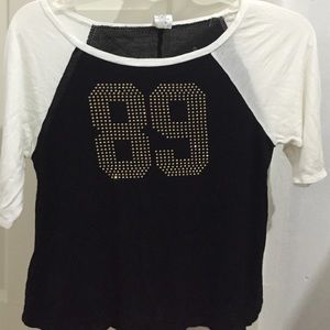 A crop top