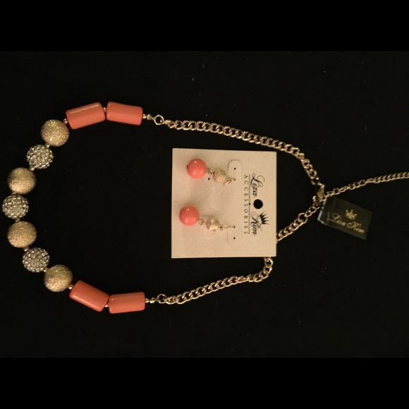Orange necklace and earring set