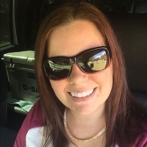 Meet your Posher, Gina