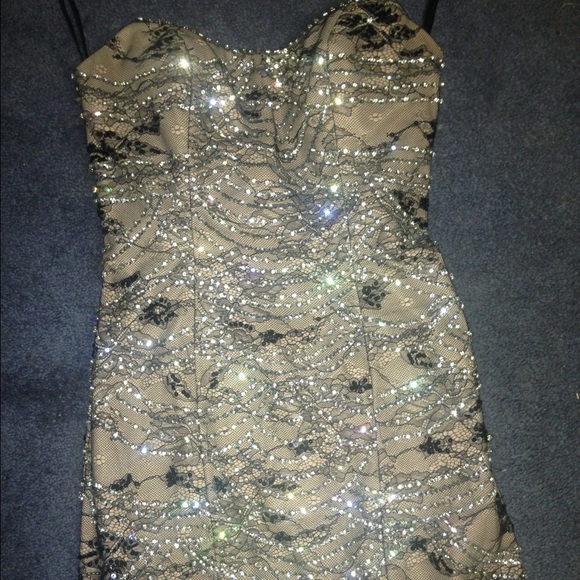 Prom dress - Picture 3 of 3