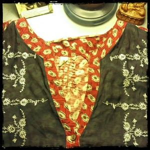 Anthropologie TINY embroidered top