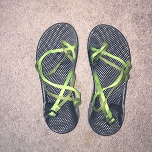 GREEN CHACOS