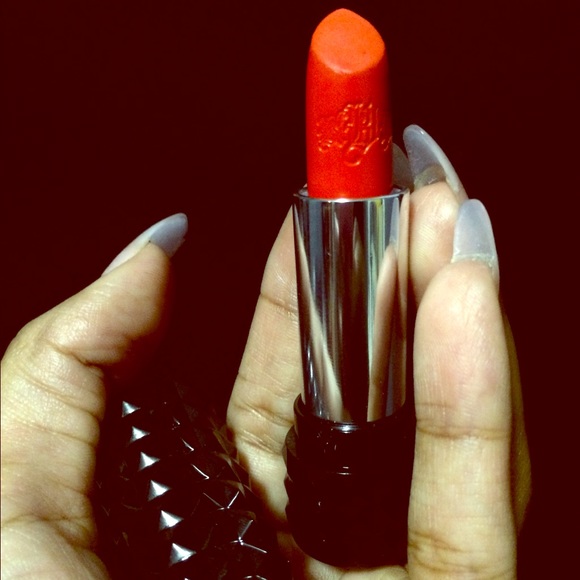 Kat Von D's "countless"